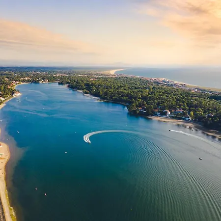Piscine Entre Et Ocean *